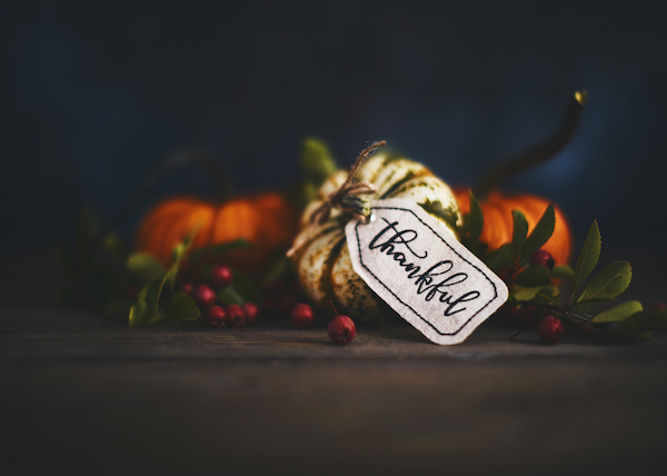 thanksgiving decor reminds us how to practice gratitude